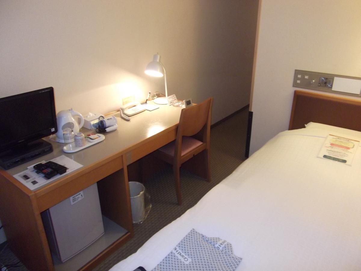 Ichikawa Grand Hotel Exteriör bild