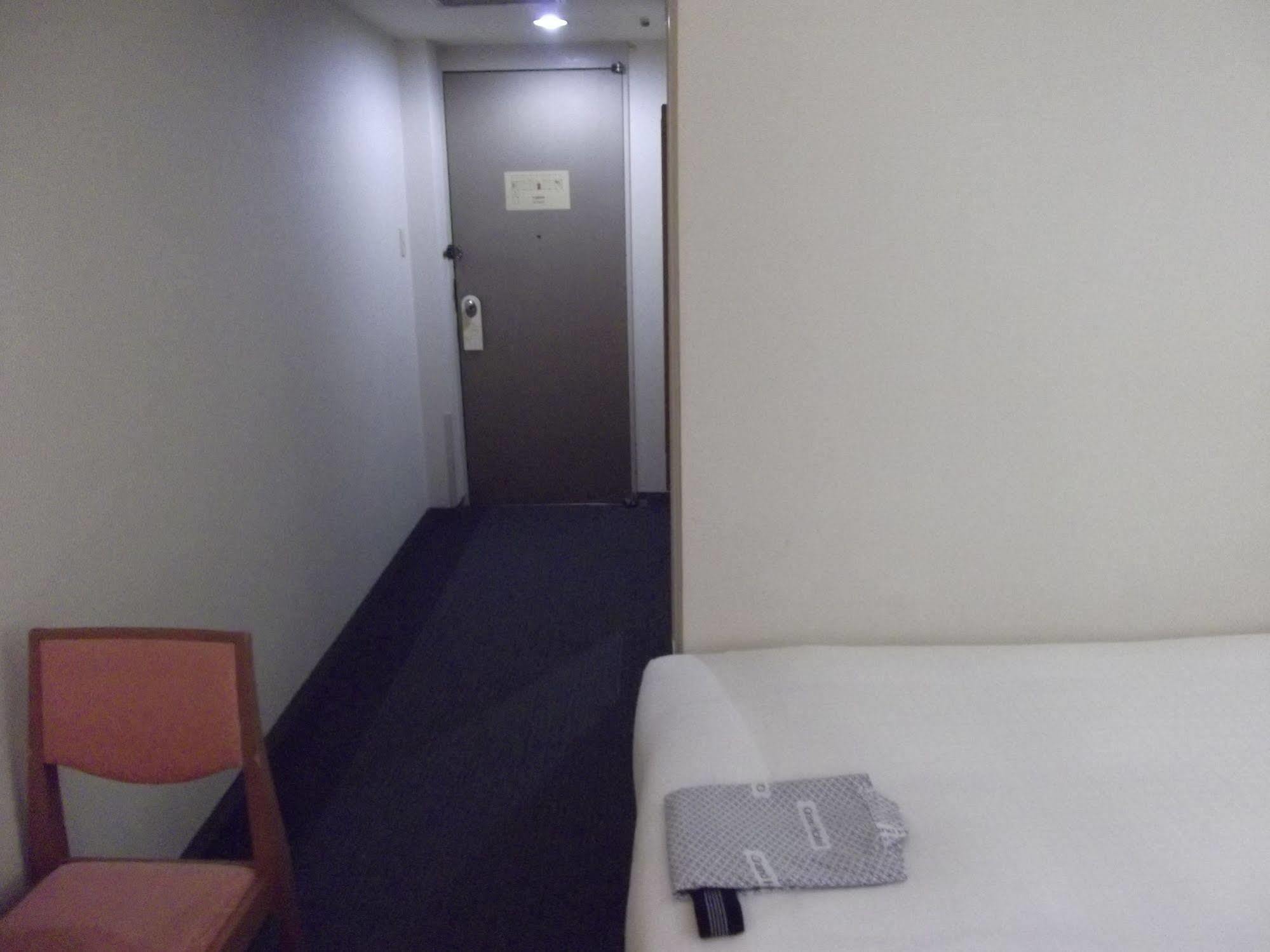 Ichikawa Grand Hotel Exteriör bild