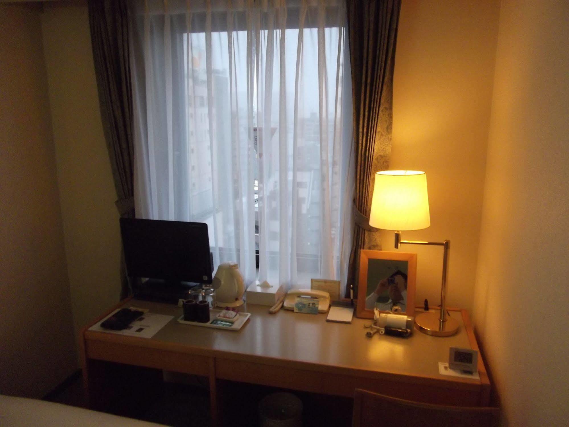 Ichikawa Grand Hotel Exteriör bild